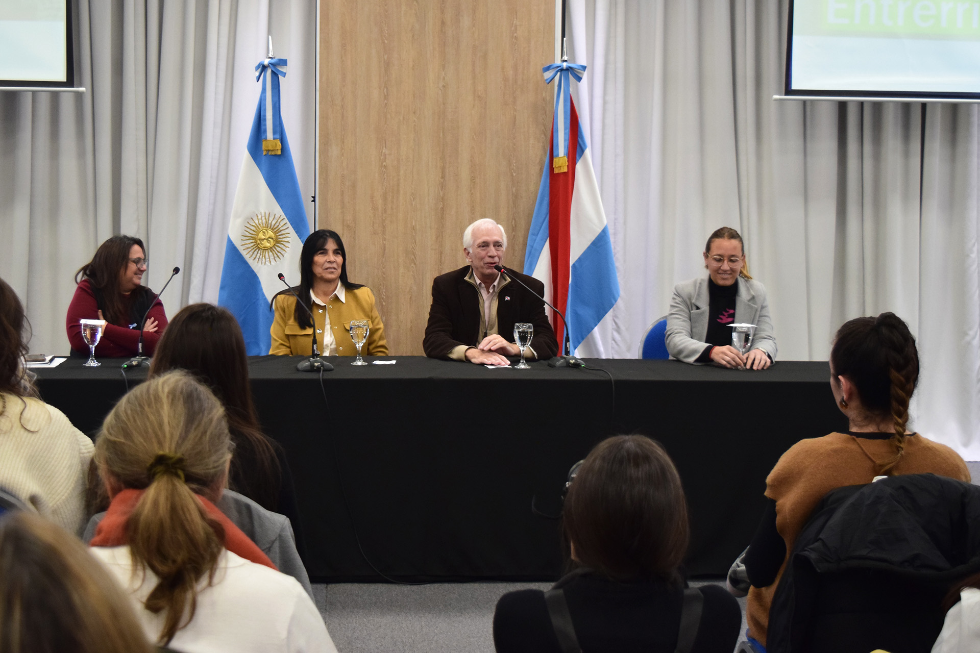 Impulsamos desde el Gobierno de Entre Ríos en conjunto con CFI, un Programa para el Desarrollo Productivo y Financiero para Mujeres Entrerrianas