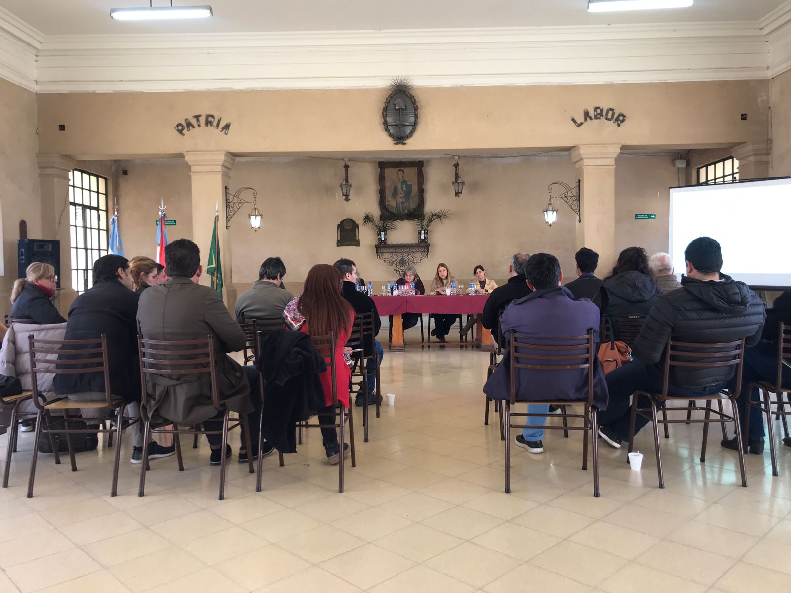 Consejo Local de Educación, Trabajo y Producción en Victoria