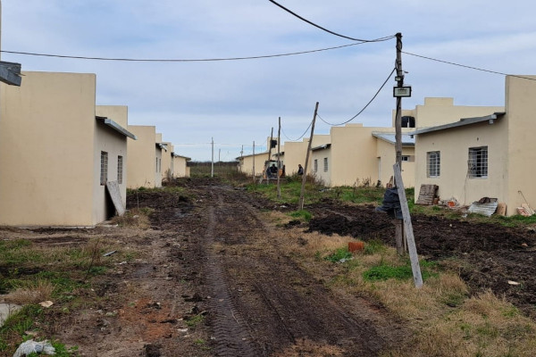 El Ministerio reinició obras de viviendas en Federal y Gualeguaychú