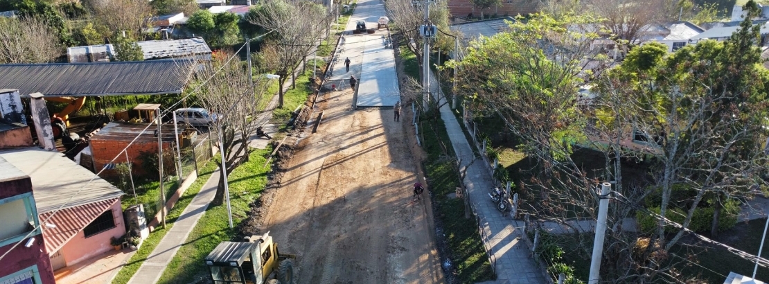 Se retomaron los trabajos de la obra de pavimentacin de calle Boulevard Valdez. 