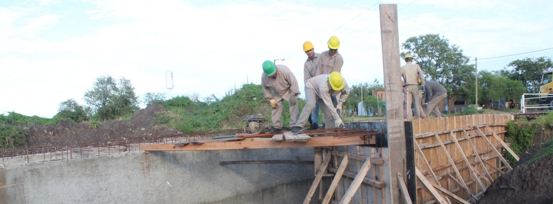 Imagen de Avanza la construccin de la nueva alcantarilla en calle Catamarca